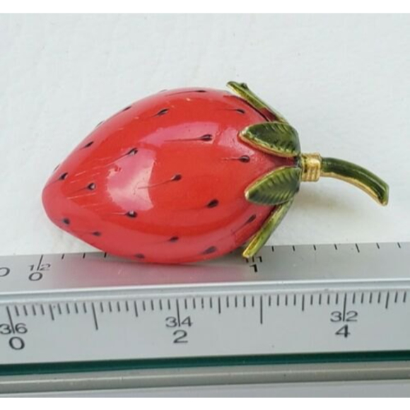Vintage Original By Robert Strawberry Pin Brooch-Enamel-Signed - Picture 8 of 8